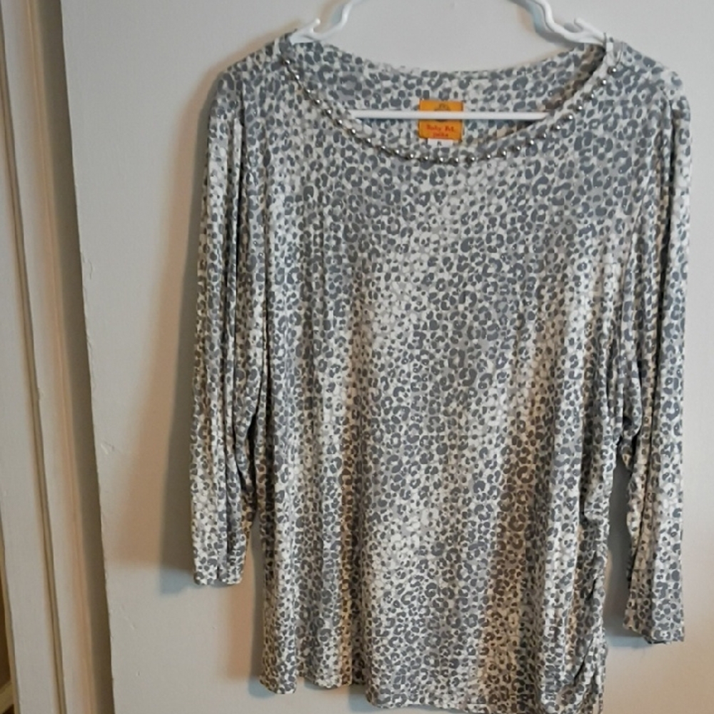 Ruby Rd. Gray Leopard Print 3/4 Sleeve Top With Silver Embellishments.